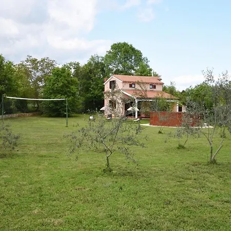 Charming Pool Near * Πούλα