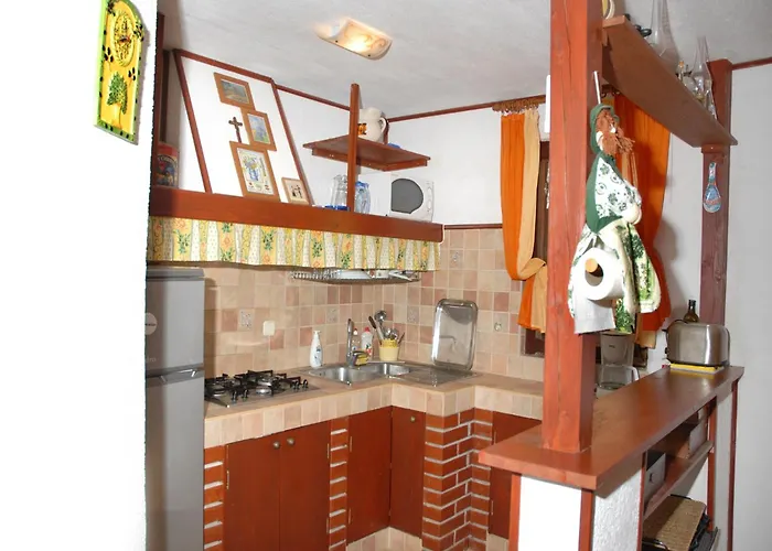 Prázdninový dům Charming Pool Near Pula